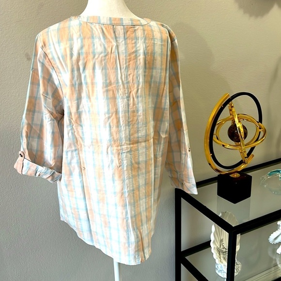 Christopher & Banks plaid pastel three bottom placket front cotton blouse Size L - Picture 2 of 14